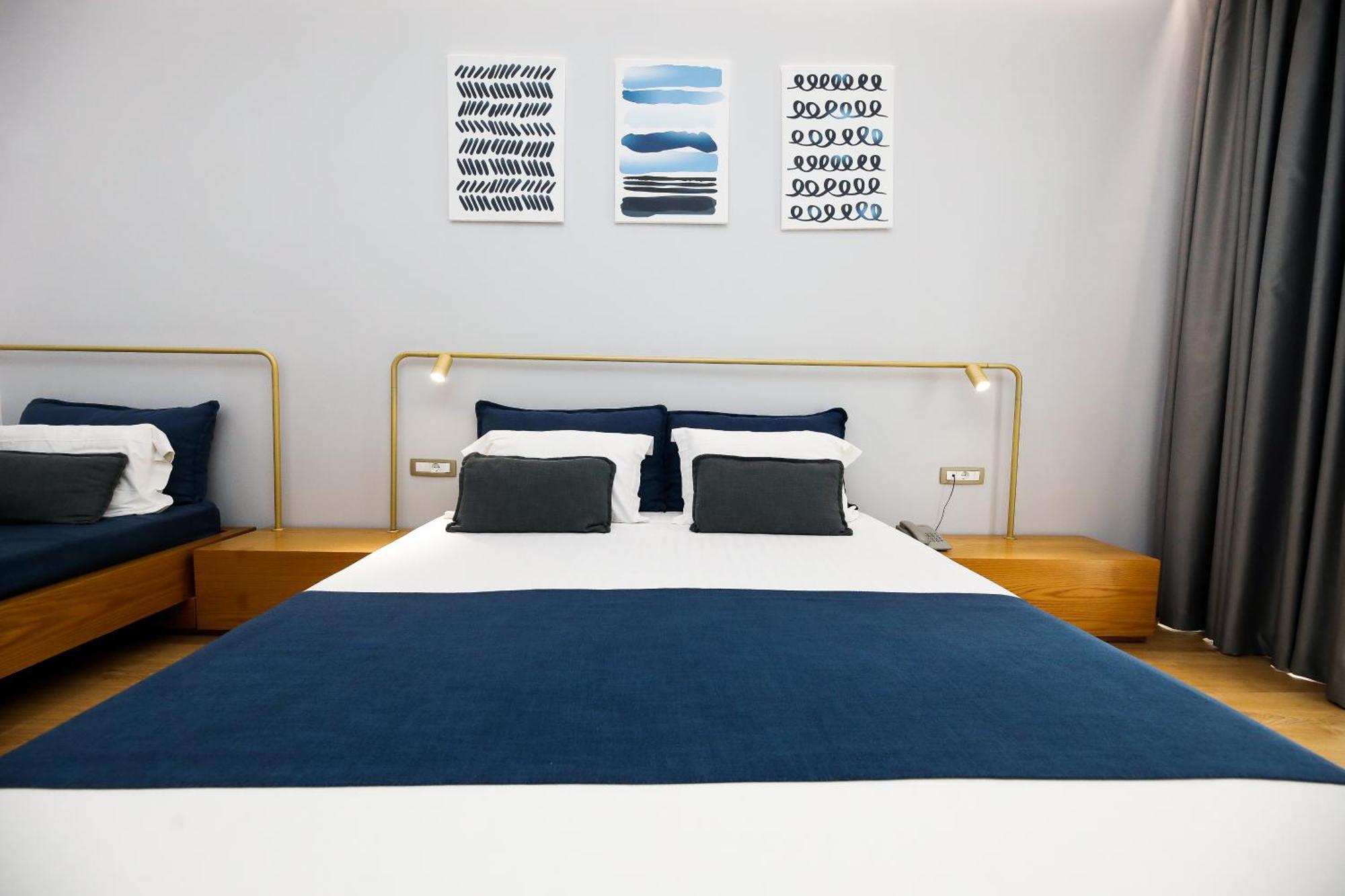 H&M Hotel Vlore Bagian luar foto