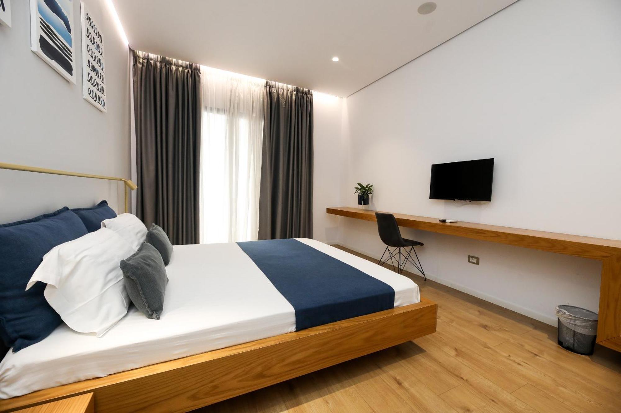 H&M Hotel Vlore Bagian luar foto