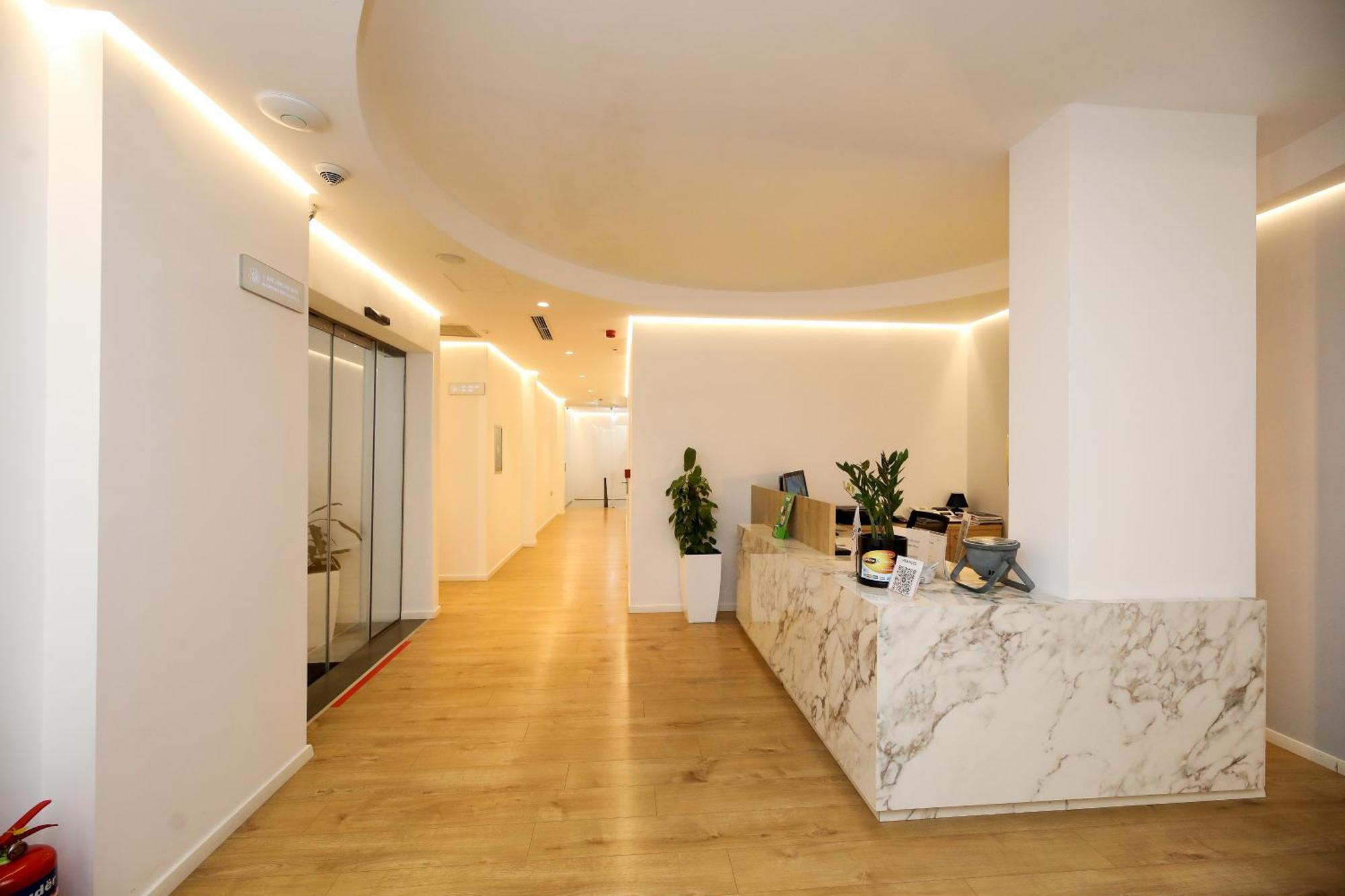 H&M Hotel Vlore Bagian luar foto