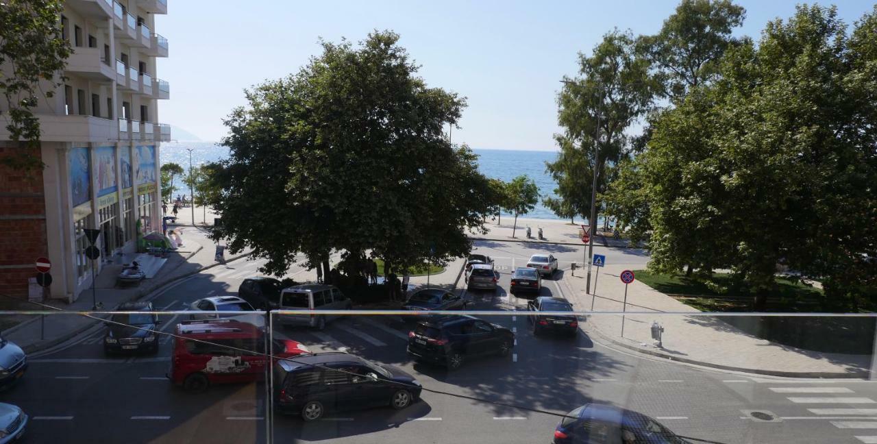 H&M Hotel Vlore Bagian luar foto